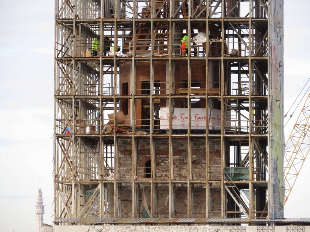 Kız Kulesi darmadağın olmuş! Son hali tartışma konusu oldu, işte restorasyonda son durum... 13
